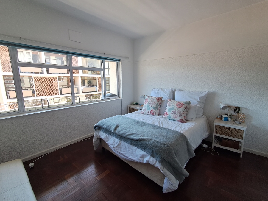 To Let 1 Bedroom Property for Rent in Vredehoek Western Cape